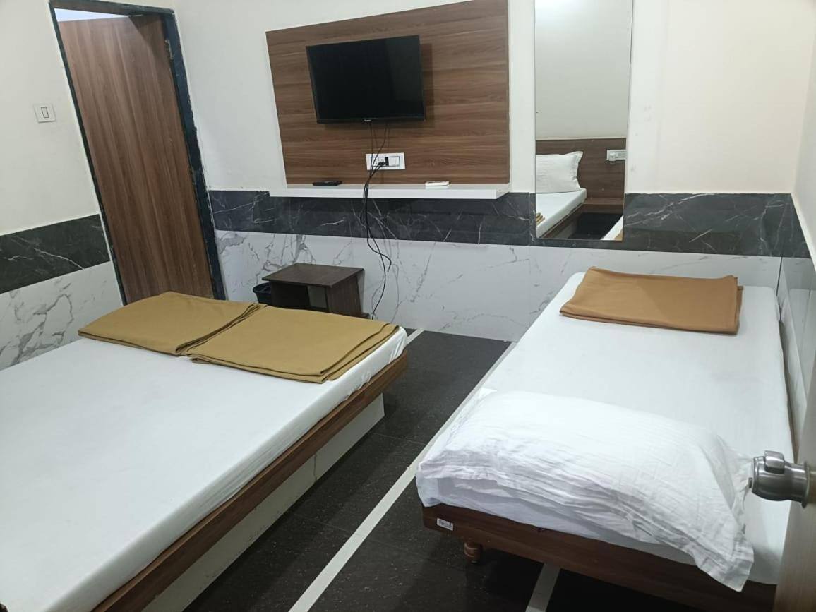 Hotel Mahalaxmi Dwārka Εξωτερικό φωτογραφία